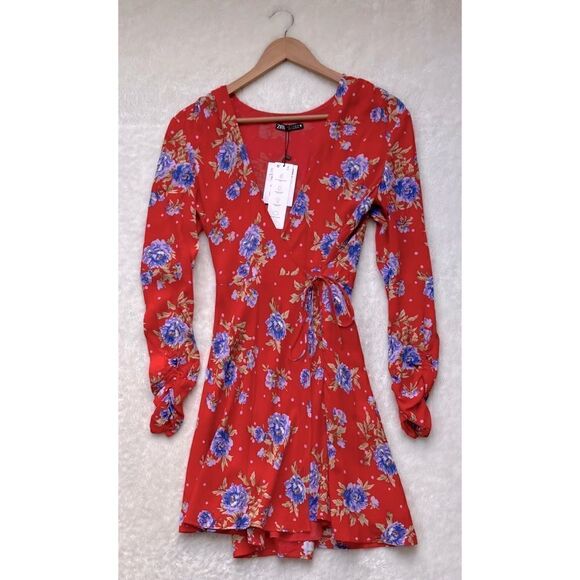 NWT Zara Blogger’s Favorite Red Floral Long Sleeve V-Neck Wrap Dress, Small - Picture 13 of 16